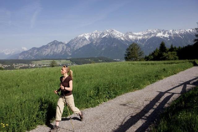 Haus Angelika - Bed & Breakfast - Innsbruck/Igls Bagian luar foto