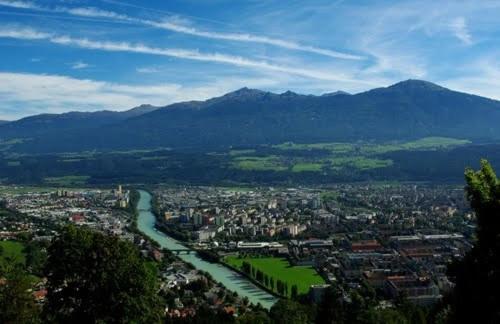 Haus Angelika - Bed & Breakfast - Innsbruck/Igls Bagian luar foto