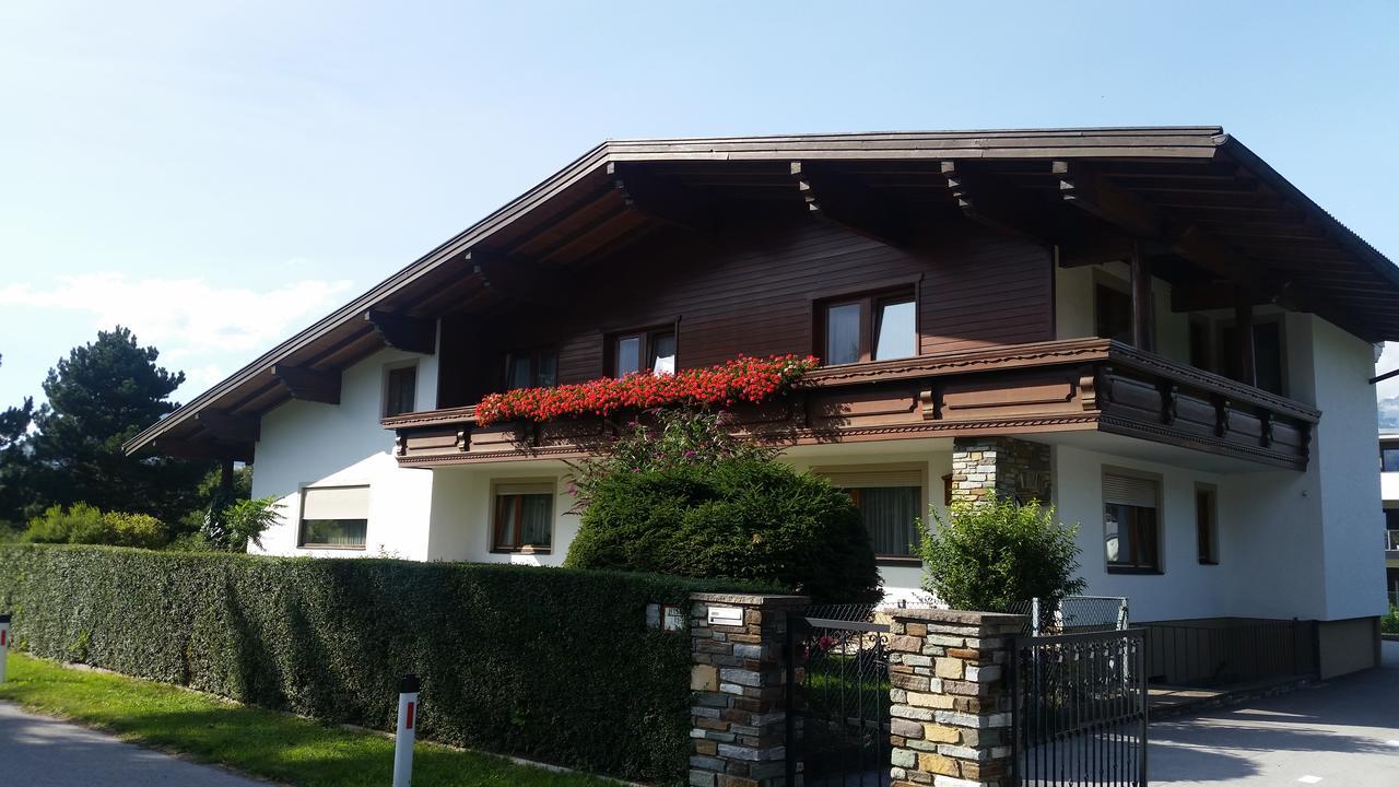 Haus Angelika - Bed & Breakfast - Innsbruck/Igls Bagian luar foto