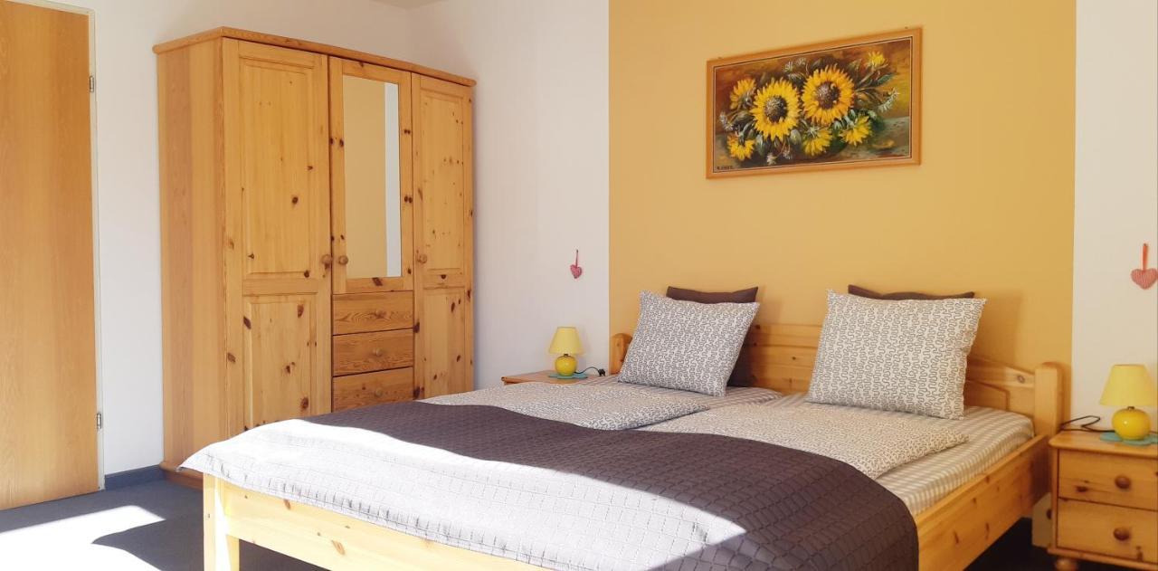 Haus Angelika - Bed & Breakfast - Innsbruck/Igls Bagian luar foto